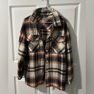 Women’s oversized M Shacket